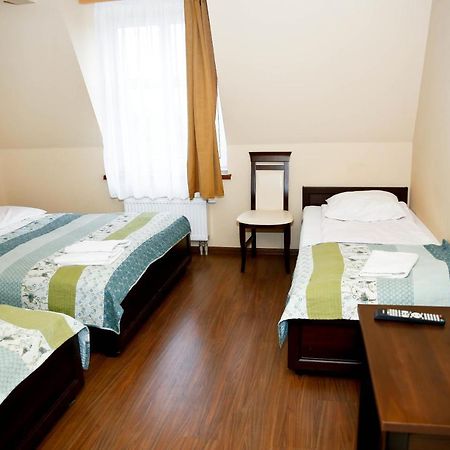 Pod Wiatrakiem Hotel Warta Buitenkant foto