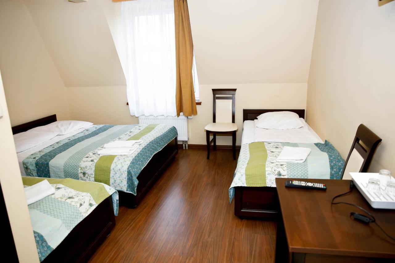 Pod Wiatrakiem Hotel Warta Buitenkant foto