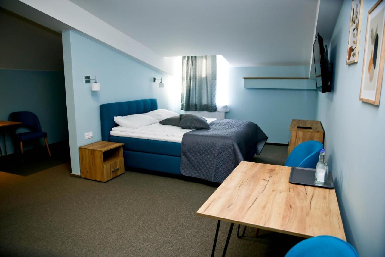 Pod Wiatrakiem Hotel Warta Buitenkant foto